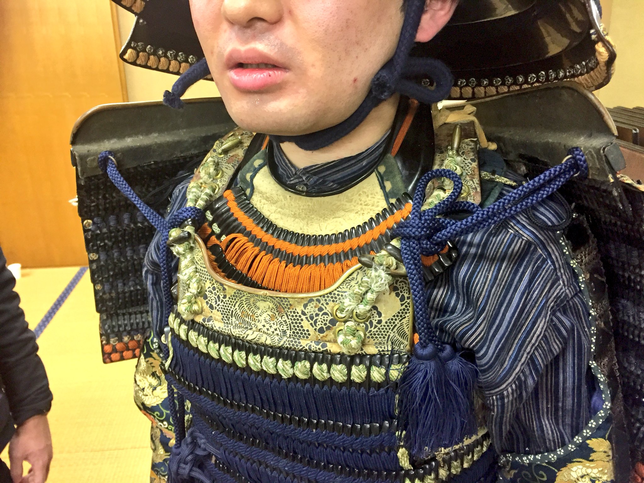 鎧の部品 脛当(すねあて) 鎧兜 甲冑 武将 戦国時代 光山堂 居合道 抜刀道