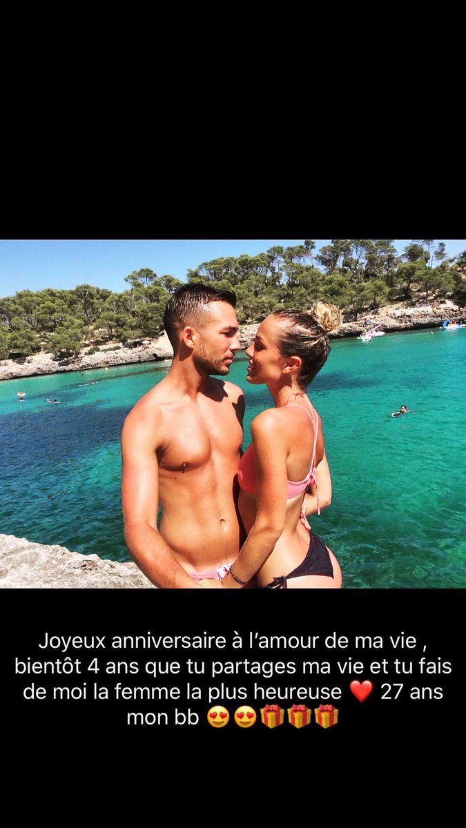 CharlenemOff's tweet photo. Birthday of my love ❤️ @BenoitdOff https://t.co/VbxZ9qAEln