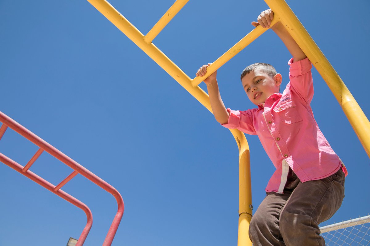 mercycorps_uk's tweet photo. With Mercy Corps' help, Hilda โ A #Syrian #refugee - worked with others in her host community in #Lebanon to create a #playground so families could have a space where they could come together. https://t.co/JZMqmYkxBx