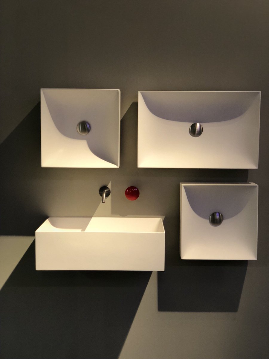 antoniolupiSpa's tweet photo. Live from IMM @imm_cologne 
#livefromIMM #design #köln @antoniolupiSpa @ #architects https://t.co/Nq3mh7m93N