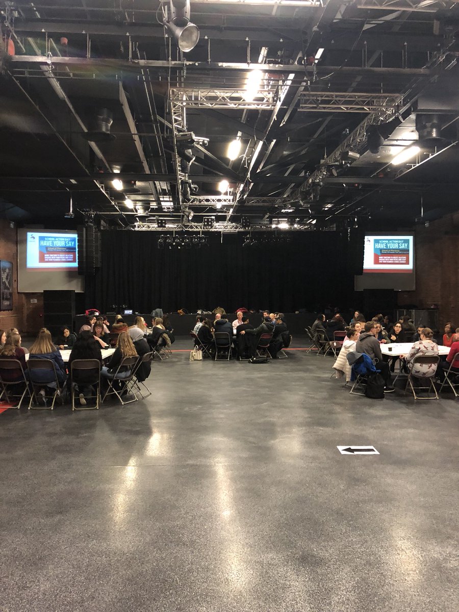 ulsu_education's tweet photo. Great to see Staff and Students working together in our @Pharm_Lincoln  school action day 👏🏻👏🏻 https://t.co/h6gbhxTmNh