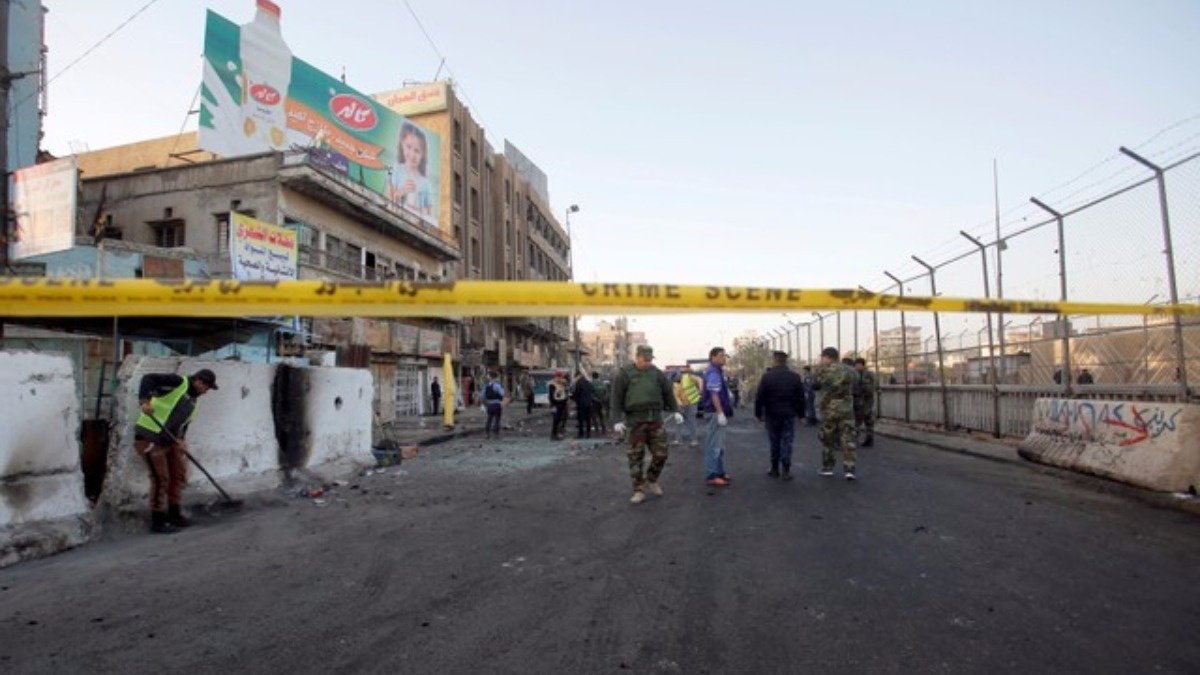 ReutersTV's tweet photo. At least 27 dead in Baghdad twin suicide bombing https://t.co/WZxnxm6yQ0 https://t.co/KxIeb29Jdc