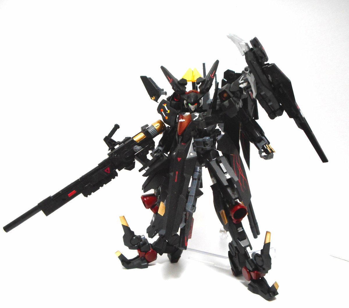 #この作品がなかったら今の自分は存在しなかったと言っても過言ではない作品を晒すべし 

禁断とは、拒むもの避けるもの
今までデザインとして避けてきた厨二性のもの、それを体現しているものだから、

だからそれは『Forbidden Wing』

禁断は故に禁じられる(ง˘ω˘)ว 