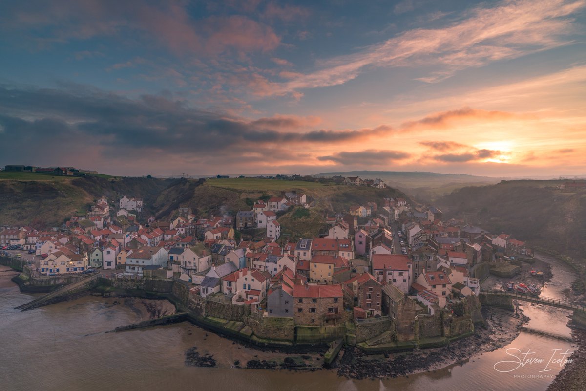 "A winter's sunset"

Staithes, North Yorkshire from Cowbar Nab.

#WexMondays #thephotohour #BlueMonday #hiddentreasures
#npukpictures  #Staithes #NorthYorkMoors #NorthYorkshire #Yorkshire