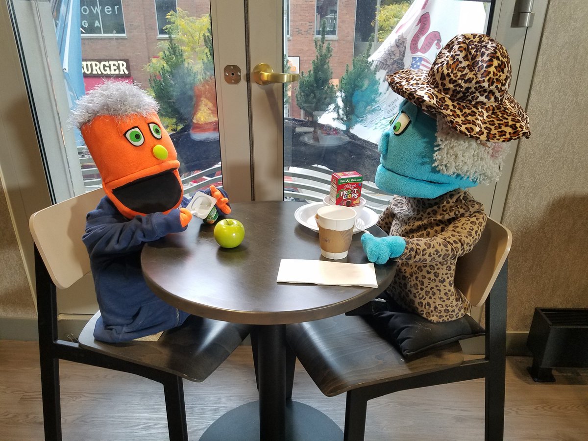 threadedchicago's tweet photo. Here are a few behind-the-scenes photos from last year's shoot at Fairfield Inn &amp; Suites. What better way to highlight amenities than with a crew of puppets?! Check out the final video: https://t.co/x45su8JXrl #ChicagoHotels #Puppetry #Puppets #Creative #ThreadedChicago #Hotels https://t.co/dxln1wmA4o