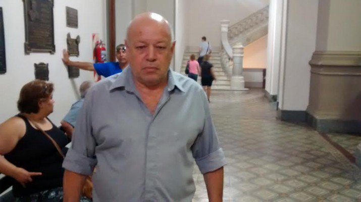 PLHradio's tweet photo. Caso UOCRA: Se entregó Guillermo Molina
https://t.co/JVST2XpLfj https://t.co/XuATZeZv0S