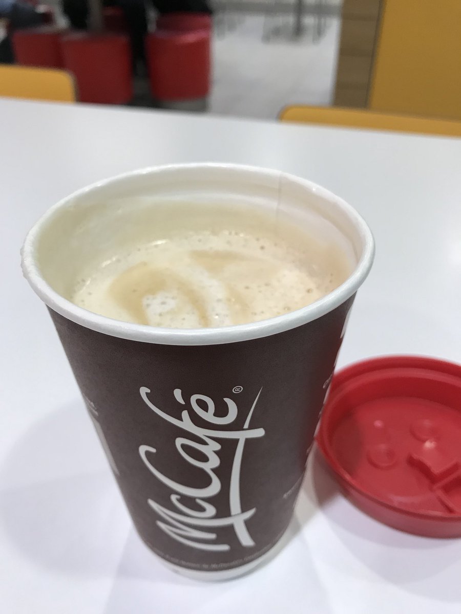 jaypatper's tweet photo. When you order a vanilla latte @McDonalds and they don’t even fill it to the top. This is why I don’t mind paying a little extra @Starbucks. They at least fill it and don’t cheat you. https://t.co/iE7mvkoaqT