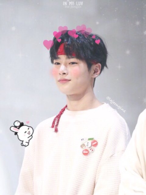 Iqjeongins's tweet photo. ×,.·´¨'°÷·..§#양정인 §.·´¨'°÷·..×
×,.·´¨'°÷·..§#스트레이키즈 §.·´¨'°÷·..× https://t.co/Jere6h0ggQ
