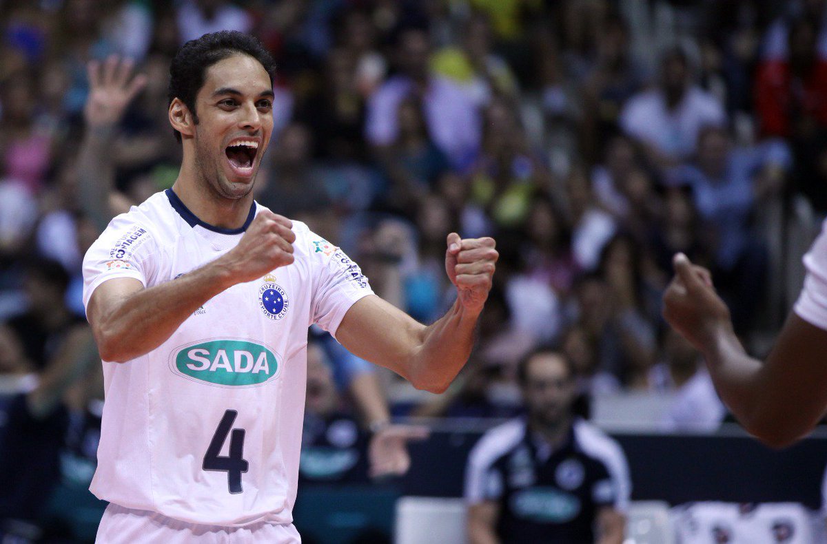 Feliz aniversário, ídolo eterno! Hoje é dia de comemorar com um dos grandes  nomes adorados pela nossa torcida! Douglas Cordeiro completa mais um ano de  vida e queremos aproveitar para agradecer por, image size:1200x790