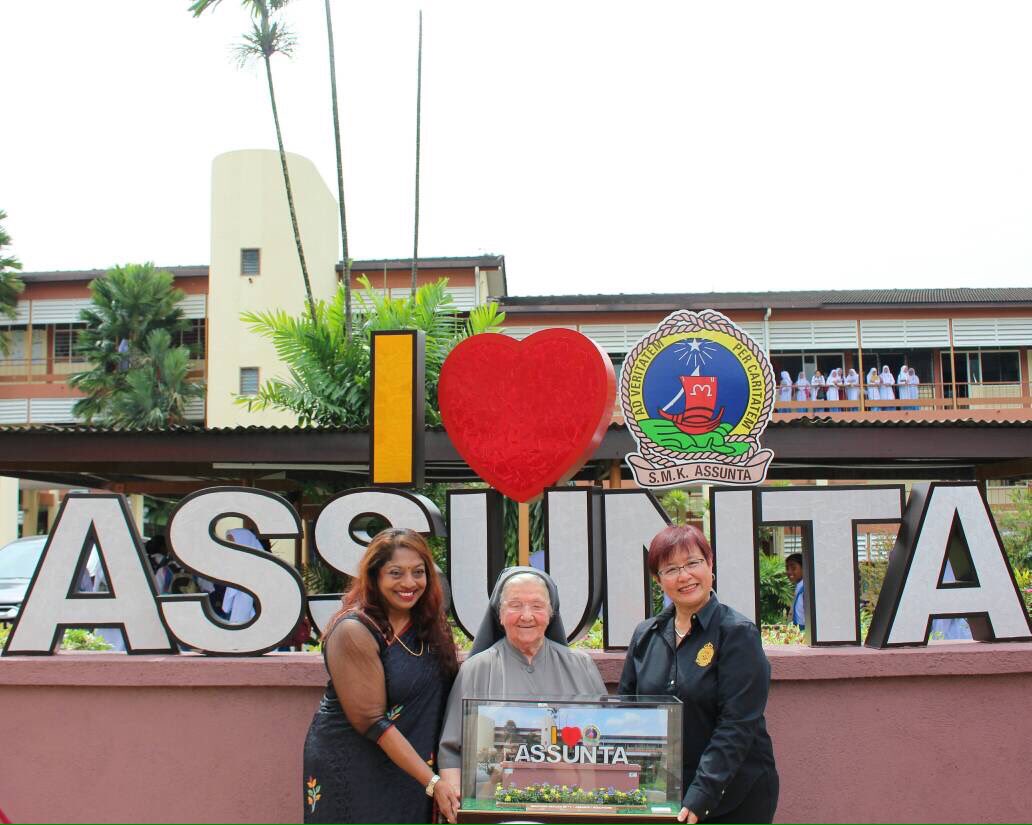 ICSMKA's tweet image. ICSMKA, together with the batch of Class of '77 had the Ribbon-Cutting ceremony for our newest school landmark. || 15.01.18