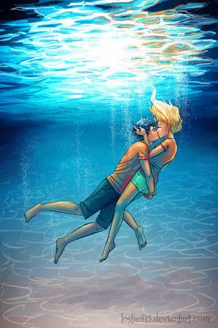 Friendshipso's tweet image. Underwater kiss