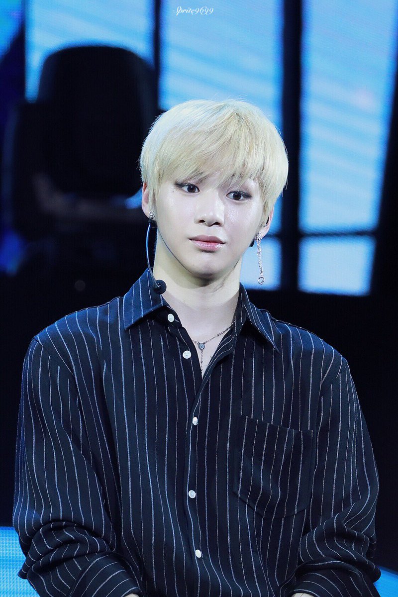 sprite_9699's tweet photo. 180114 Macau FM
#강다니엘 #워너원 #kangdaniel #wannaone https://t.co/E5PCFOMKGv