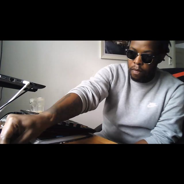 Boogie2point's tweet photo. Dropped some beat snippets on Facebook(Two Point Owe). #hitmeupforbeats #thatnetwork https://t.co/gM5xWEKEHD
