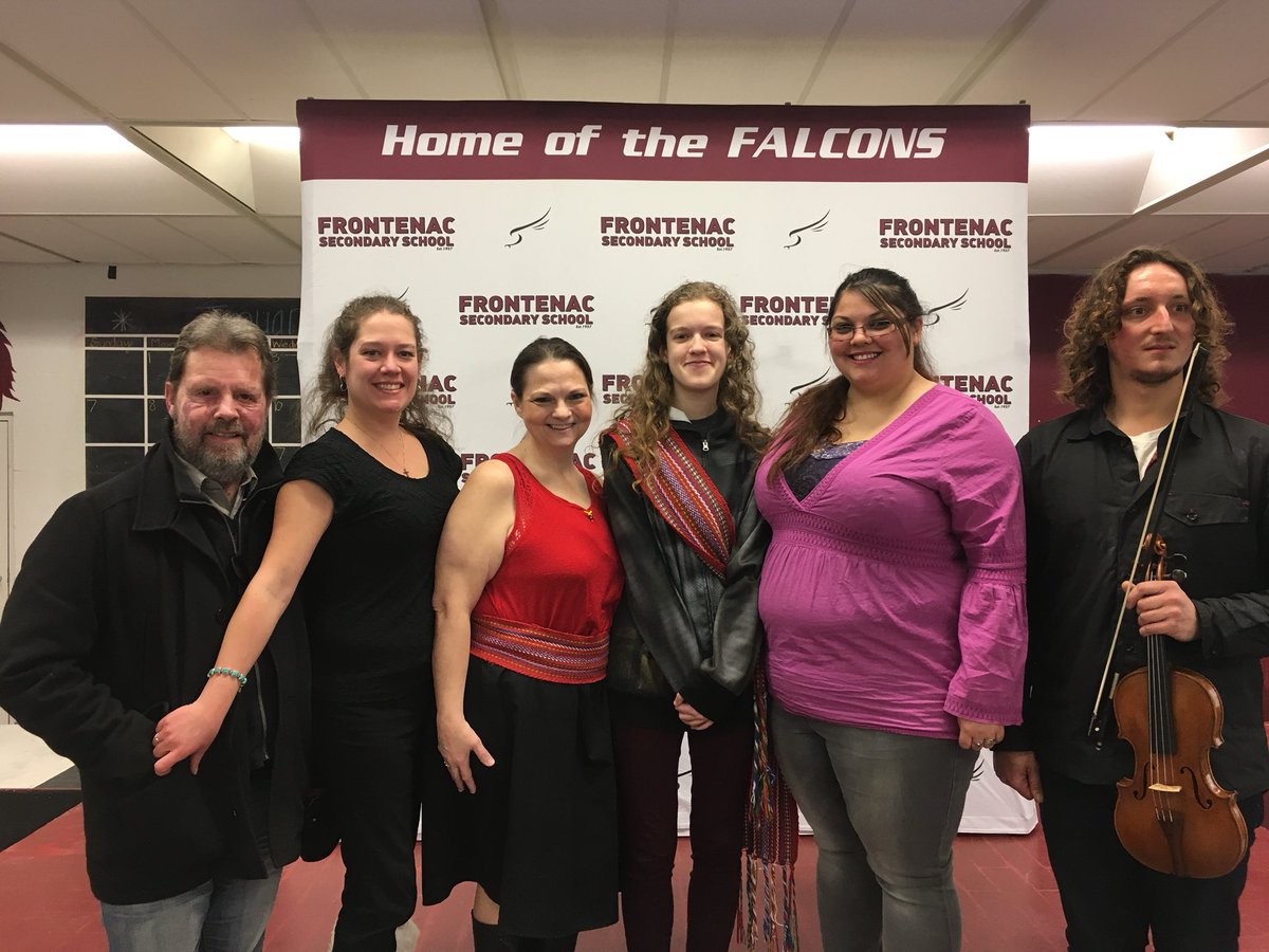 LimestoneDSB's tweet photo. Congratulations Asia Winger on selection to design &amp; paint mural celebrating Metis way of life. Metis Nation of Ontario High Land Waters Community Council presented Metis sash &amp; bursary to Asia. Proud family on hand too. @FSSprops @121coachFSSLDSB https://t.co/N3nA3VYk0f