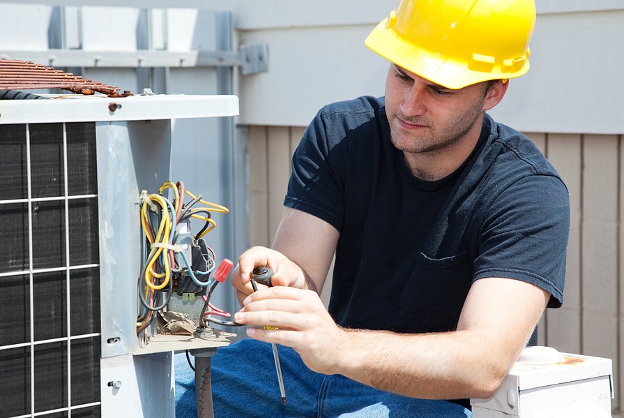 zeroenergysol's tweet photo. Don't wait till it's too hot outside to have your A/C serviced. We offer air conditioning repairs, installation and maintenance. We serve the Jacksonville area. Contact us today for a consultation and appointment 800-404-9376 https://t.co/ci3PWSMbIx