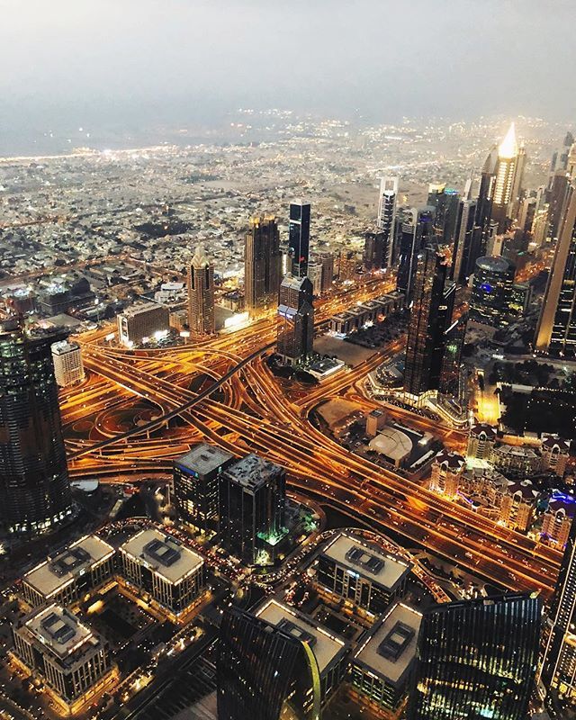 katelu's tweet photo. Dubai City #uae #asia #dubai https://t.co/PwVWSqSWrI https://t.co/a2cELgzGTf