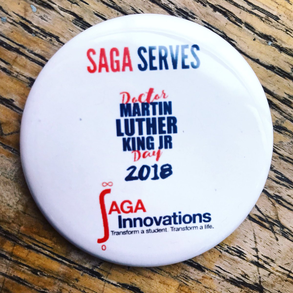 SagaEducation's tweet photo. Our Fellows used this day to serve amazing causes in communities across NYC and Chicago! #SAGAServes #MLKDay2018 https://t.co/y8Cu3UClIA