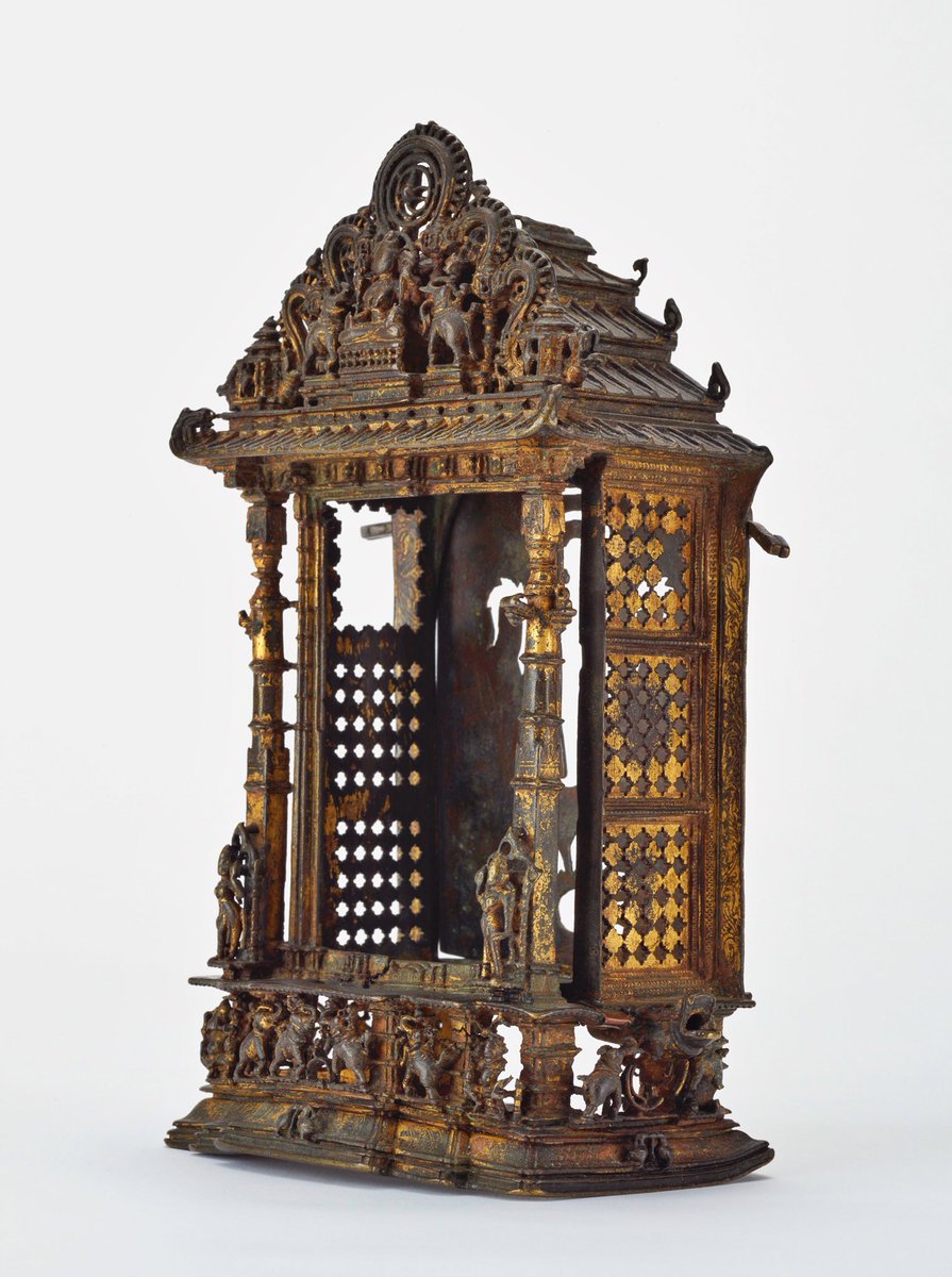 NatAsianArt's tweet photo. Jainism, one of the oldest Indian religions, prescribes a path of nonviolence toward all living beings. Practitioners believe nonviolence and self-control are the means to liberation. #MLKJrDay

Visit our Instagram to learn more about this shrine. 

https://t.co/pIXWxBfObz https://t.co/MXMkRQPm27