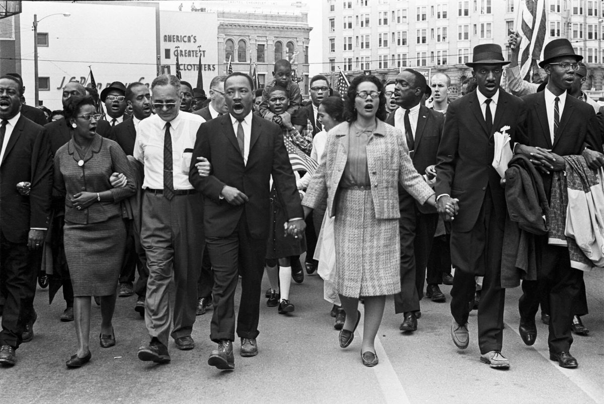 Zendaya's tweet photo. Thank you's do not quite express my gratitude. We must continue to be brave and tenacious in the face of injustice and hatred, just like them. Use our hearts, minds and platforms, just like them. We must learn from and follow them. That's how we say thank you. Happy MLKDay. https://t.co/WyKnU54mSq