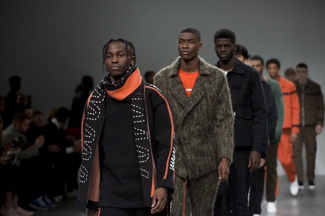 MenswearStyle's tweet photo. Highlights from London Fashion Week Men’s AW18 https://t.co/8NHbHfrUpQ #LFWM https://t.co/eoIDdI3960