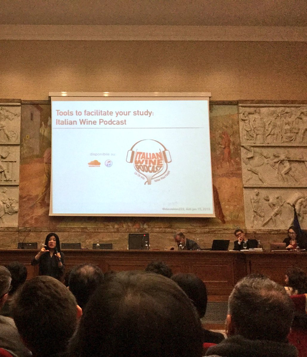 twistsimo's tweet photo. The future of #winecommunication? The #Winepodcast: go jogging listening to #wine stories 😃👏🏻🍷@steviekim222 @VinitalyTour https://t.co/dLQ28LodTG