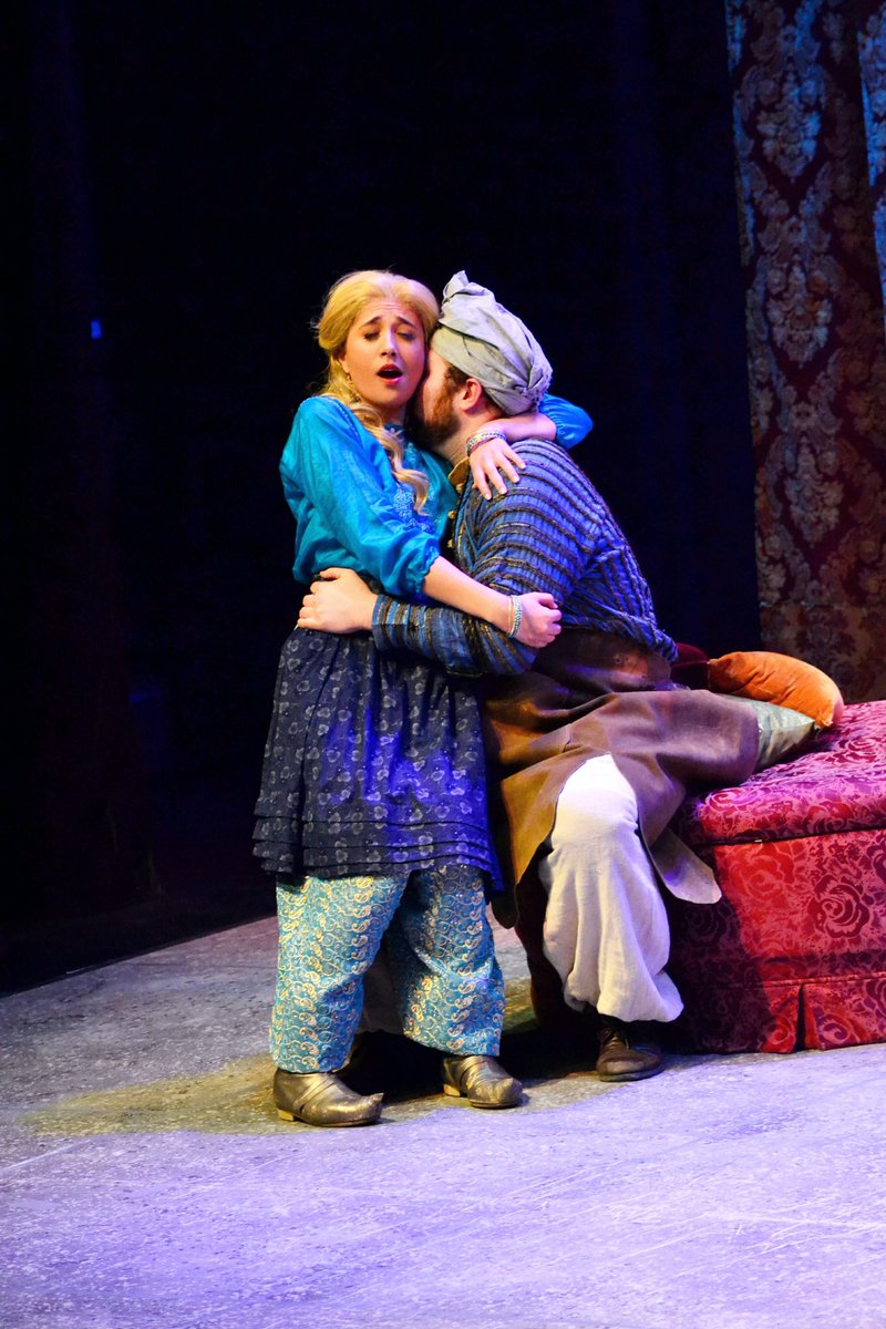 Not ready to let go of #BxOAbduction? Us neither! Let's have one more show! How about today at 2:30pm, over at the Lovinger Theater? Come join us and squeeze every last drop from this amazing show ONE LAST TIME!! 

📸: <a href="/zoe_dunford/">zoe_dunford</a>