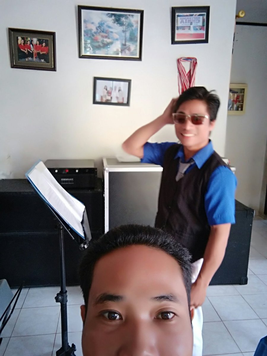 JANGAN TERGIUR HAL-HAL DUNIAWI APA LAGI HARTA  aperiusndruru.wordpress.com/2018/01/15/jan…