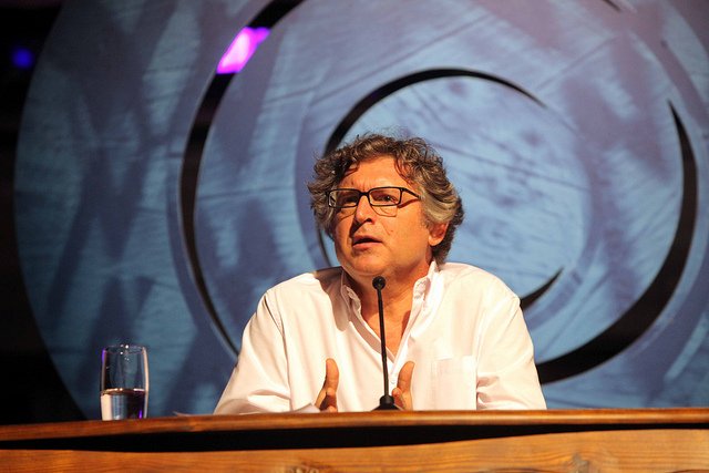 ActuaLitte's tweet photo. Michel Onfray : “Dès qu’il y a lecture à voix haute effectuée par un lecteur, il y a magie” https://t.co/6OBDd3w6O1 #scelfcontrol #lecturepublique #bibliothèques #heureduconte @MichelOnfrayTv https://t.co/1ltnFaHAF1