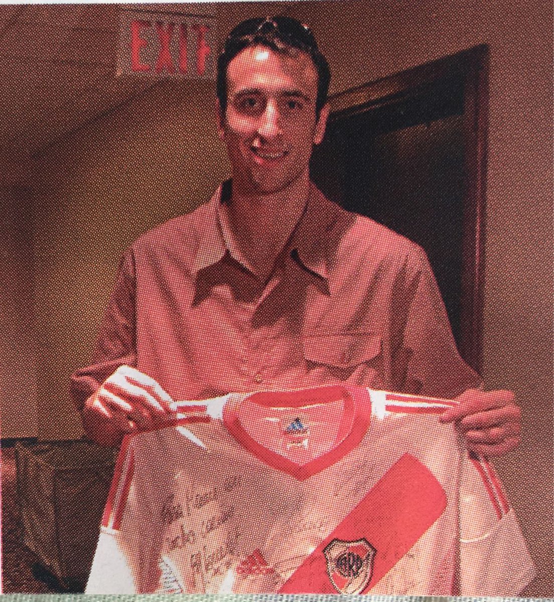 AhoraRiver's tweet image. 🏀🇦🇷 Ayudemos al más grande del basquet, hincha del Más Grande, para que sea parte del All Star Game de la #NBA 

🔁 ¡Tu RT le suma un voto!

#NBAVote Manu Ginobili ⚪️🔴⚪️