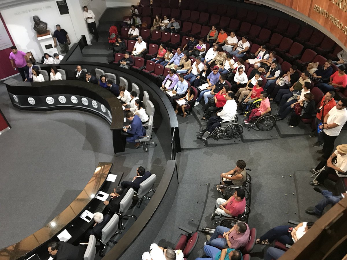 EvelazquezPi's tweet photo. Trabajo Legislativo https://t.co/SNcpEUL9fQ