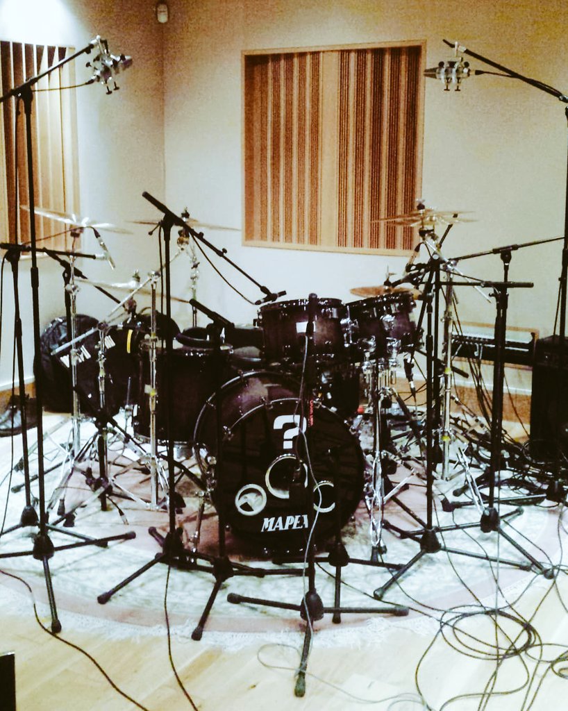 therapyofficial's tweet photo. And we're off...
-
#therapyquestionmark #therapyofficial #neilcooper #andycairns #michaelmckeegan #chrissheldon #albumnumber15
#derby #larne #ballyclare #mapexdrums #paistecymbals #vicfirth #remo
@mapexuk
@paistecymbals @vicfirth @remopercussion https://t.co/H7Pkiql7id