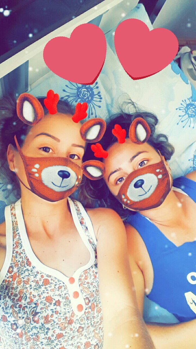 FSignorelly's tweet photo. Não preciso de muito para ser feliz, pois desde que te conheci, a tristeza fugiu de mim e nunca mais a vi. https://t.co/iMmnIvMucL