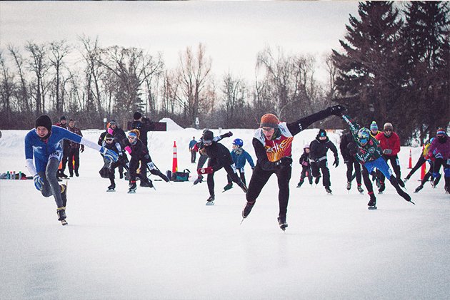 ExploreEdmonton's tweet photo. You gotta give it to us–Edmontonians know how to do winter right. Our winters are bound to be snowy, so you might as well dive on in and play around. https://t.co/3Vh25s6cQp #ExploreEdmonton https://t.co/yhKus78ZLD