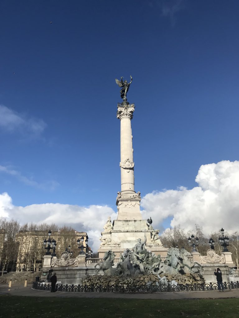 letsgotravel's tweet photo. We’re anything but bored in #Bordeaux! Let’s Go is on the road this month in #France 🇫🇷 https://t.co/MwJjPZcPku