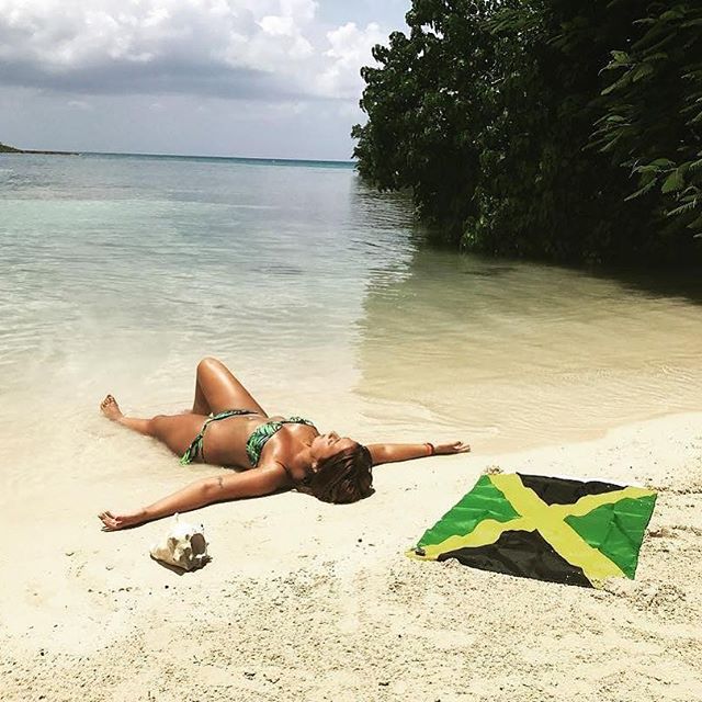 Mood right now....#Beach #Jamaica #goodlife #westindian #Starlifedancehall #dancehallqueen #dancehallreggae #dancehallnews #dancehallvibes #dancehallculture #dancehallking #dancehallstarz #dancehalltime #dancehallnation