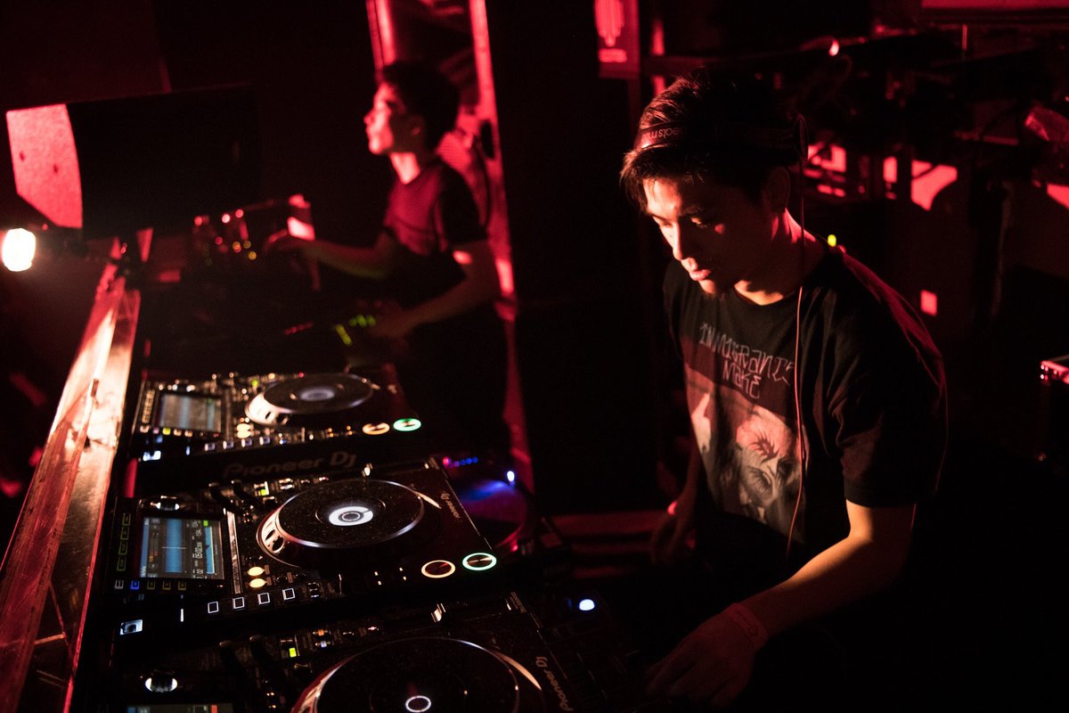 accutronoffical's tweet photo. [ACCUTRON 05 | DUBFIRE ]

#thankyou 
contact: #contatto #djwada #koumbehara #satoshiotsuki #renyokoi #sayakakitada #qmico
#accutron #dubfire @ContactTokyo 
2018.1.6 https://t.co/5R1r6SdAMT