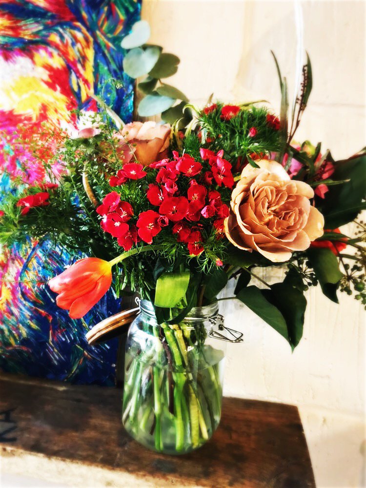 pearlhackwick's tweet image. Look at these beauts. Gifted to us by the lovely Lucy C Burton.  Keep an eye out for her flower arranging workshops, coming to the Pearl soon. #pearlhackwick #hackney #hackneywick #pearlhackneywick