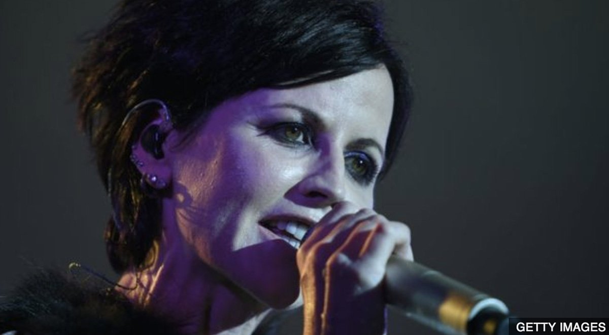 The Cranberries lead singer Dolores O'Riordan has died in London at the age of 46, her publicist has confirmed. 💔 bbc.in/2r4Fxkg
