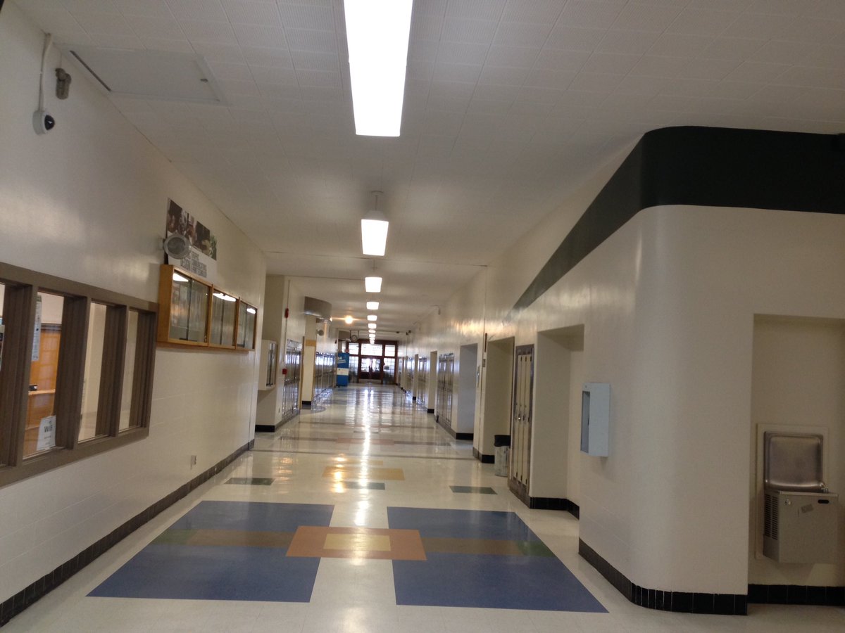 bmoctvhs's tweet photo. Despite the excitement of WIT Week, the #hornets are in their classrooms and labs learning and working leaving the halls of #tecvoc empty. #winniegsd #school #mblearning4life https://t.co/weihNZdZdh
