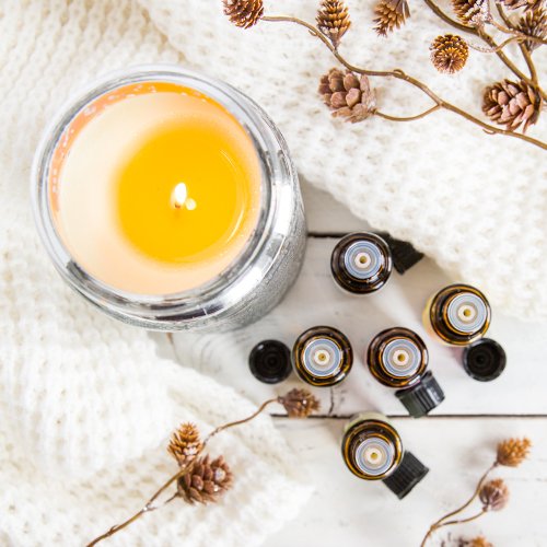 medarcie's tweet photo. These 5 #essentialoils perfect for winter will make you comfy and cozy all season long. @RMessentialoils https://t.co/oUJYMOyNUj https://t.co/BjtXJ5WYXA