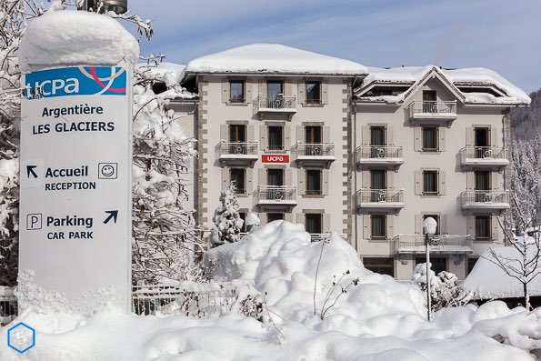 echappeBelge's tweet photo. https://t.co/N0a8tid6FH #ucpa #savoiemontblanc #Chamonix #julboeyewear #osprey #skiing #Backpackers https://t.co/oZX4nmeODC