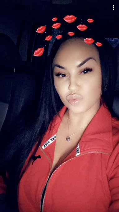 Layover in Houston on my way to Dallas!!✈️😍❤️🎓🏀📚🛫😇 hope everyone has an amazing week😘😘😘 https://t.co<a href="/tag/staytuned"class="tags"><span>#staytuned</span></a>