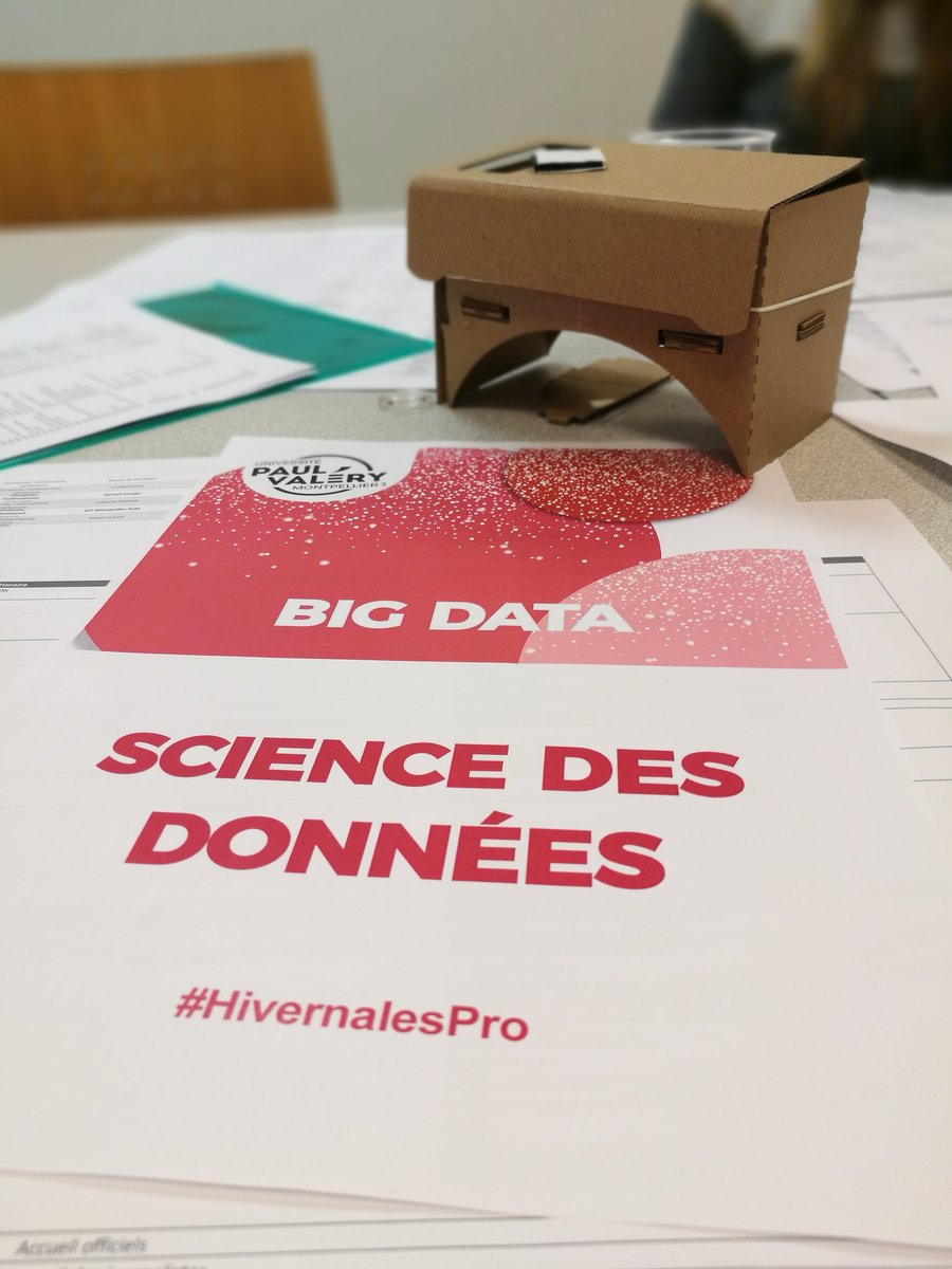 univpaulvalery's tweet photo. Rendez-vous demain 17h50 au @ThtrelaVignette pour les #HivernalesPro ! Au menu : intervention de pros du #Numerique, présentation du #DicoPro et échanges 👌 #Montpellier https://t.co/XWYqm204Xz