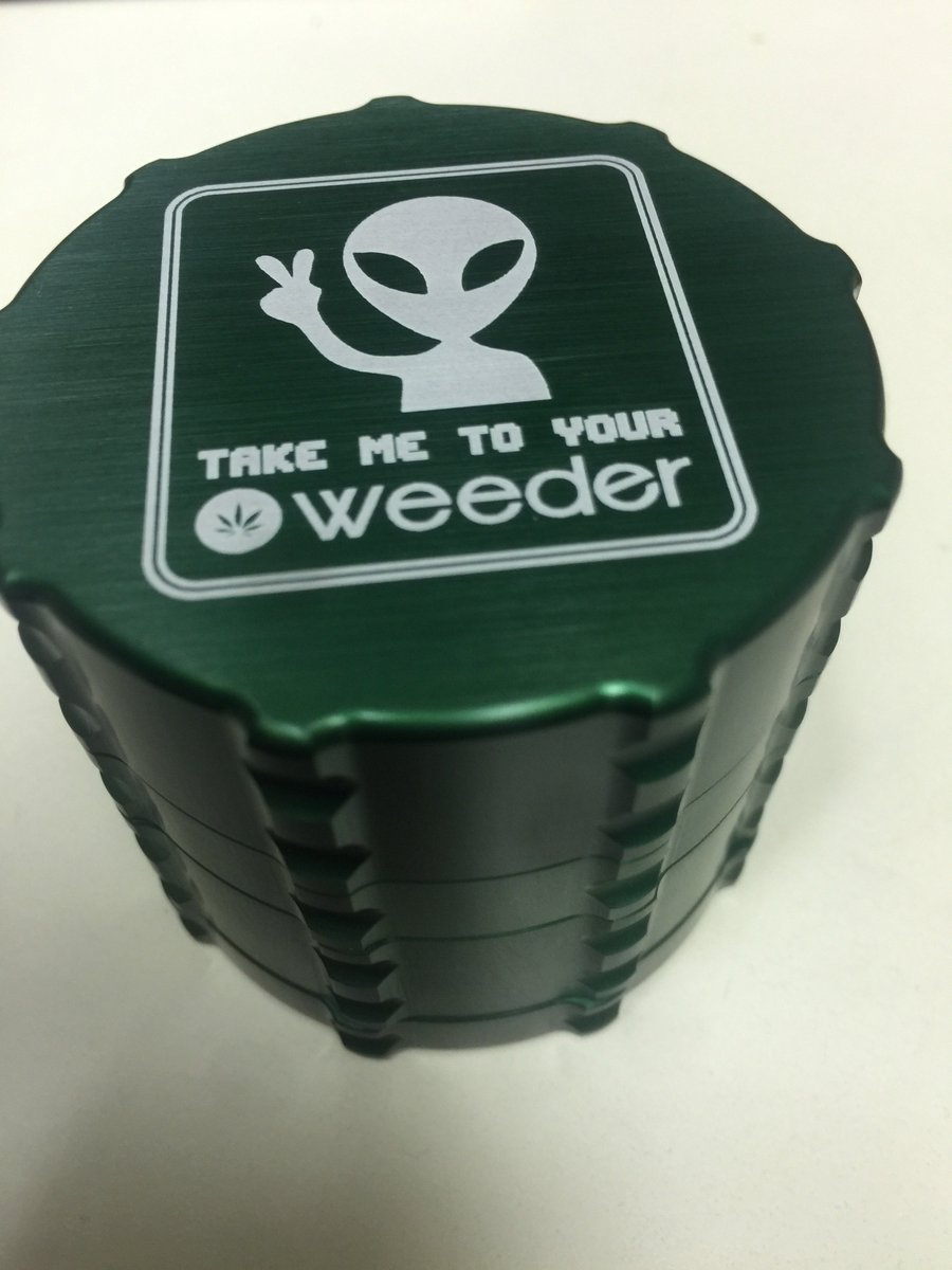WeederFriendly's tweet photo. Weeder &amp; Phoenician Grinders - GET THIS BEAUTY at https://t.co/Yr2UFSTkXm 
@WeederFriendly #TAKEMETOYOURWEEDER https://t.co/jRhiVj5hPZ