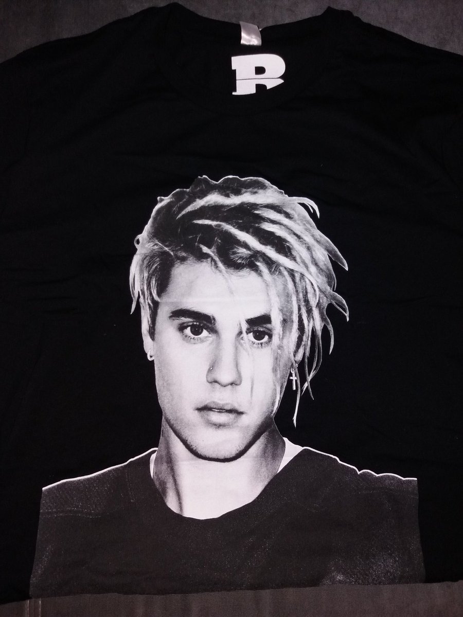 asiula1994's tweet photo. My new t-shirt ππ₯ I'm in love ππ₯@justinbieber @Bkstg #BestRemix #Friends #BestFanArmy #iHeartAwards #Beliebers #JustinBieber #StadiumMerch https://t.co/nVDHOZoQIw