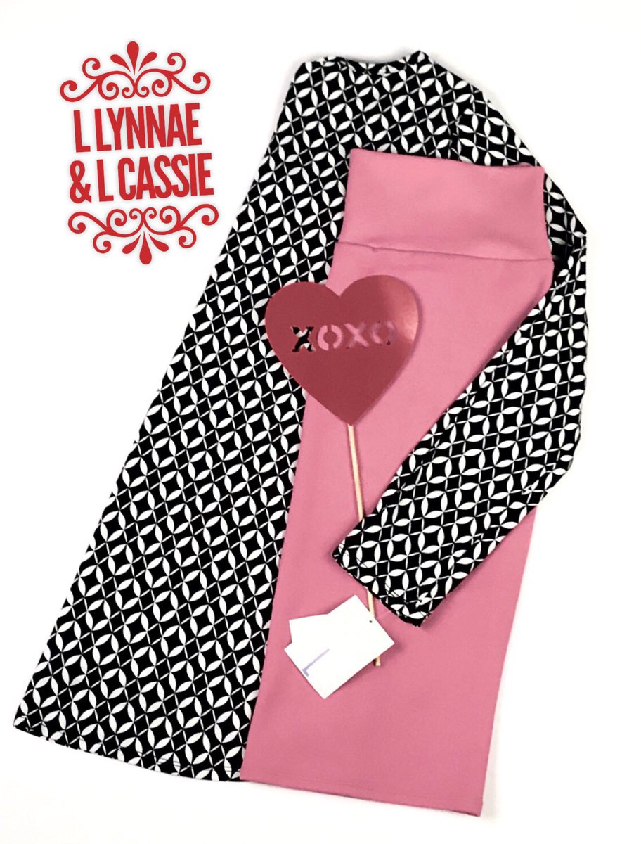 InspiringYouTK's tweet photo. planning a fun romantic #Valentines Day?  this #LuLaRoe outfit is perfect for a date night!  Black and white long sleeves #lularoelynnae  paired up with a textured solid pink #lularoecassie 😍 #simplycomfortable #pink  #love #inspired #ootdfashion https://t.co/sDZwrcUlCH