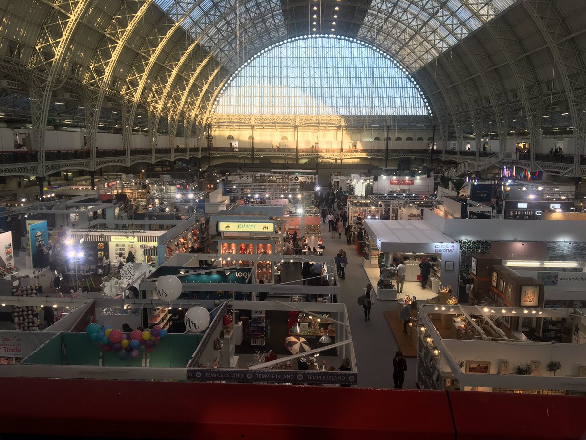 PostscriptFrome's tweet image. Great day @TopDrawerLondon! Sourcing stationery and gifts for @PostscriptFrome and sampling unrelated alcoholic delights! Lookout for new ranges arriving in store soon! #DefineYourStory #exiting #merchandise #frome #moonshine #lovemyjob