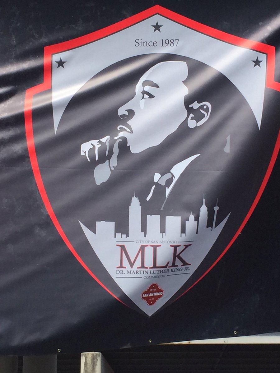 UIWWBB's tweet photo. Honored to be apart of San Antonio’s 50th Annual MLK March, which is one of the largest in the country. Beautiful day to come together with our community as ONE
“Life's most persistent and urgent question is, 'What are you doing for others?” - MLK
#MLKDay #MLKMarchSA https://t.co/Rz6k9nXq4c