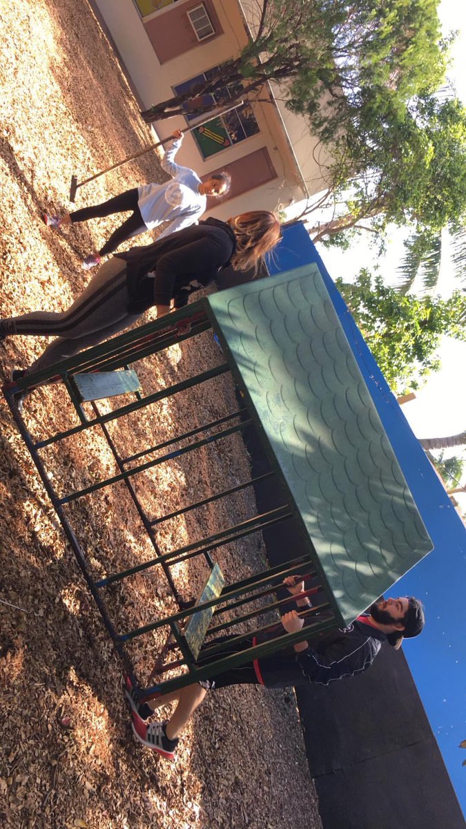 #MLKDayofService with <a href="/FIU_aB/">Alternative Breaks🌎</a>! #MLKDay #MLK50Forward