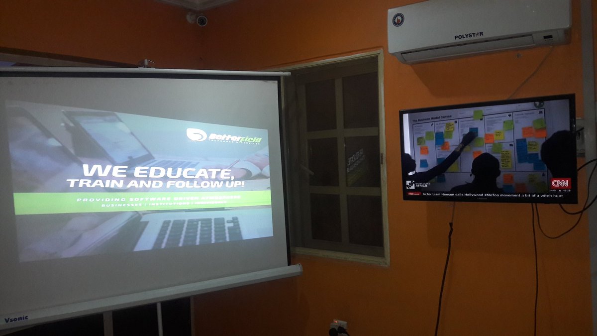 kaditekinfo's tweet photo. #betterfield accounting software training @AjuloAj @gtkolawole @Lautech360 @cMapIT https://t.co/dOqqEpcrpx
